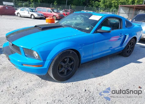 2007 Ford Mustang V6 Deluxe/V6 Premium from USA, damaged, VIN 1ZVFT80N675297426